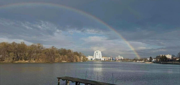 Regenbogen über Chmelnitzkij